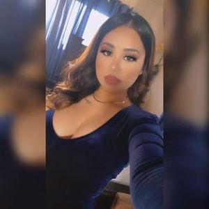 Meet your Posher, Yesenia